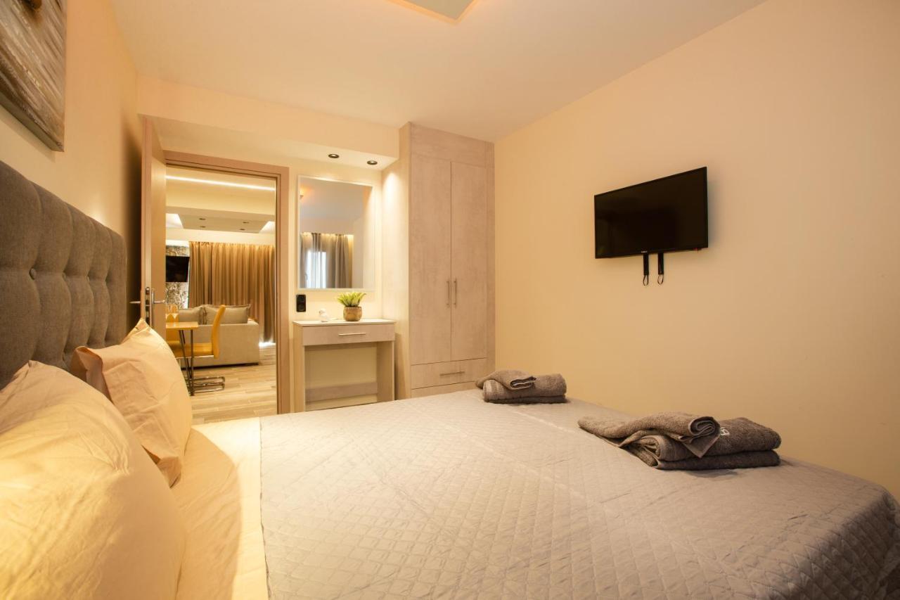 Black Rocks Family, Luxury Seafront Beach Maisonette 阿齐欧斯·贡多斯 外观 照片